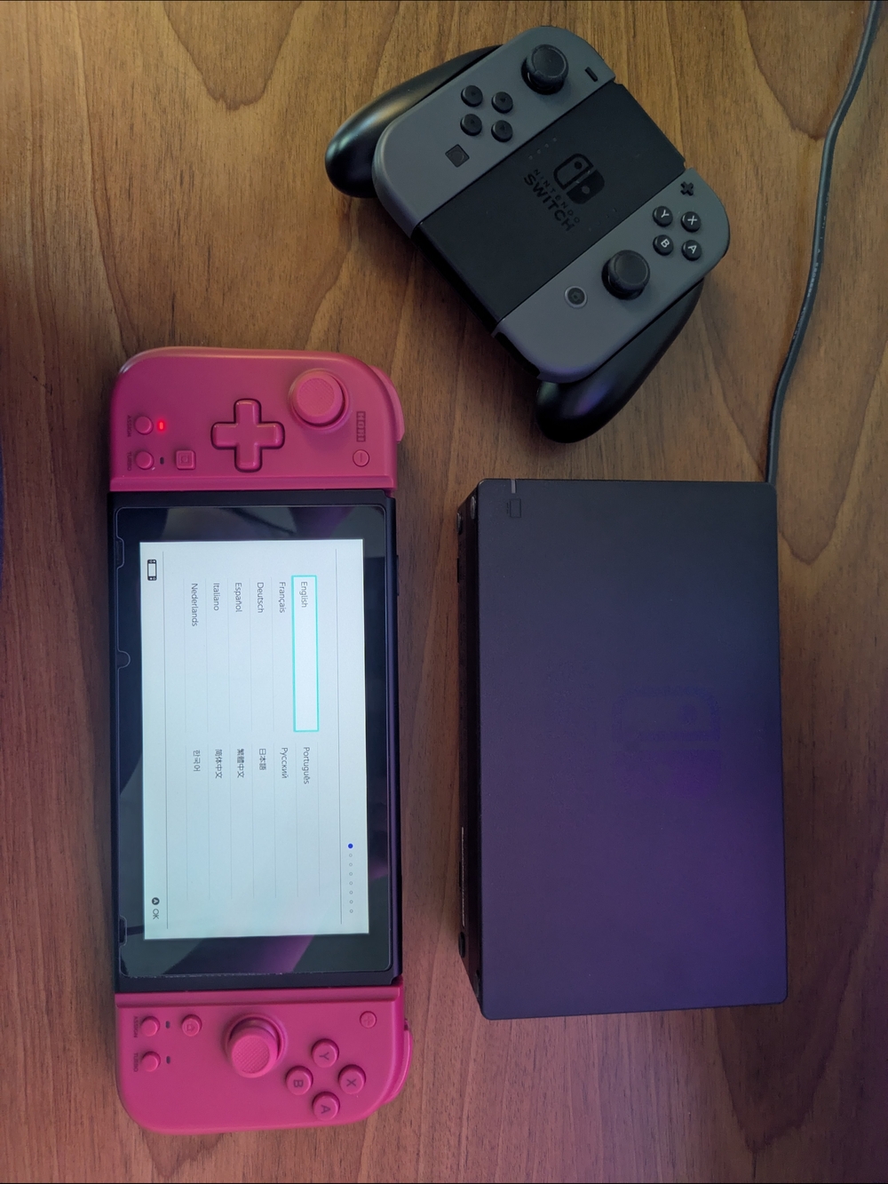 Nintendo Switch Original Grey W/ Dock & Red Hori JoyCons, All OG Accessories
